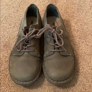 Clark’s athletic shoe